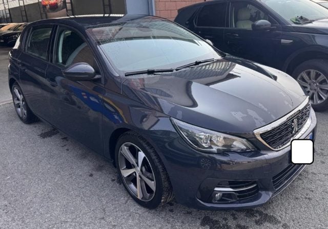 Peugeot 308 PureTech Turbo 110 S&S Style, del 2018, 125.000 km, in vendita a Gaglianico (BI)