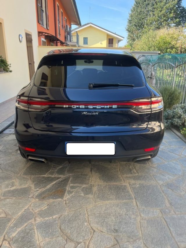 Porsche Macan 2 - foto 2 di 4