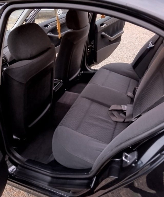 BMW 318 i cat 4 porte UNIPRO!!! - foto 4 di 4