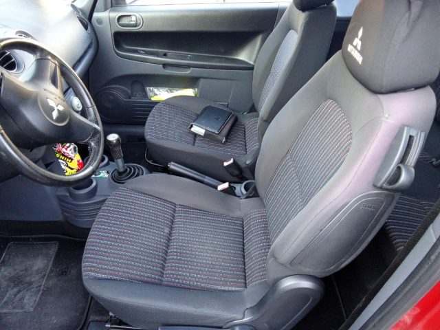 Mitsubishi Colt 1.1 12V 3p.GPL Special Action Model - foto 3 di 4