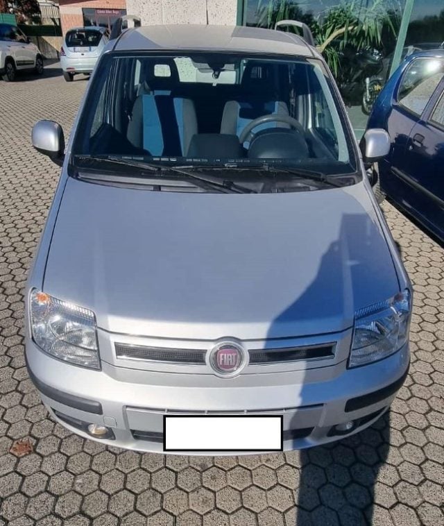 Fiat Panda 1.2 UNIPRO, del 2010, 100.000 km, in vendita a Gaglianico (BI)