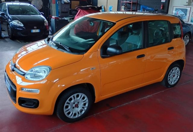 Fiat Panda 1.2 Lounge PERFETTA!!!, del 2017, 118.000 km, in vendita a Gaglianico (BI)