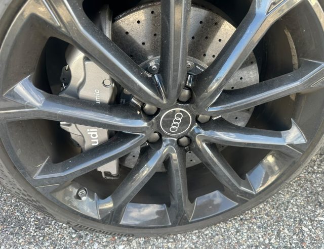Audi RS Q3 SPB quattro S tronic - foto 2 di 4