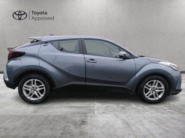 Toyota C-HR 1.8 Hybrid E-CVT Active - foto 4 di 4