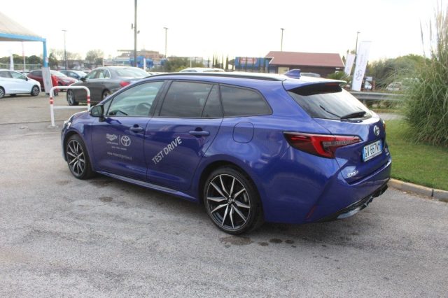 Toyota Corolla GR SPORT 1.8 Hybrid Touring Sports - foto 4 di 4