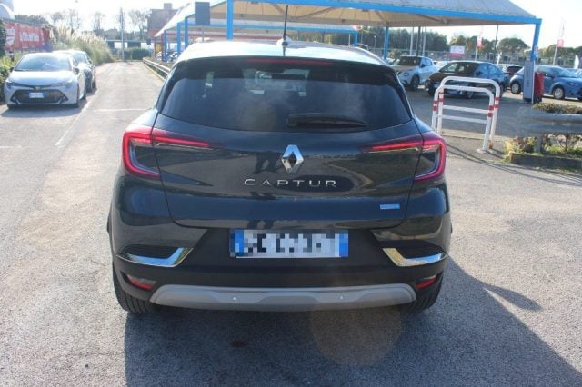 Renault Captur Full Hybrid E-Tech 145 CV Techno - foto 4 di 24