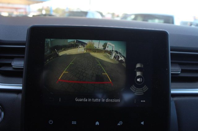 Renault Captur Full Hybrid E-Tech 145 CV Techno, del 2022, 61.831 km, in vendita a Roma (RM)