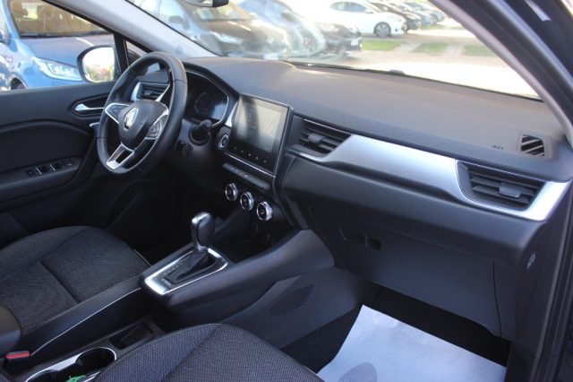 Renault Captur Full Hybrid E-Tech 145 CV Techno, del 2022, 61.831 km, in vendita a Roma (RM)