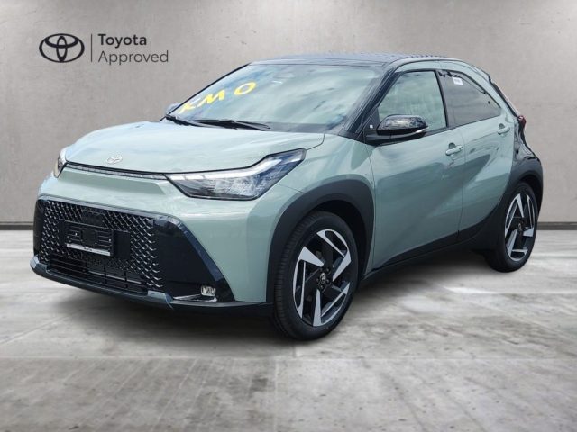 Toyota Aygo X 1.5 Hybrid 115 CV 5 porte Premium km 0 a ROMA
