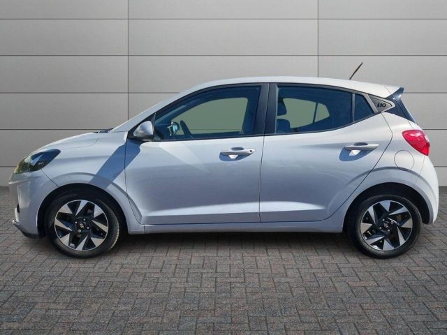 Hyundai i10 1.0 MPI Connectline - foto 2 di 4