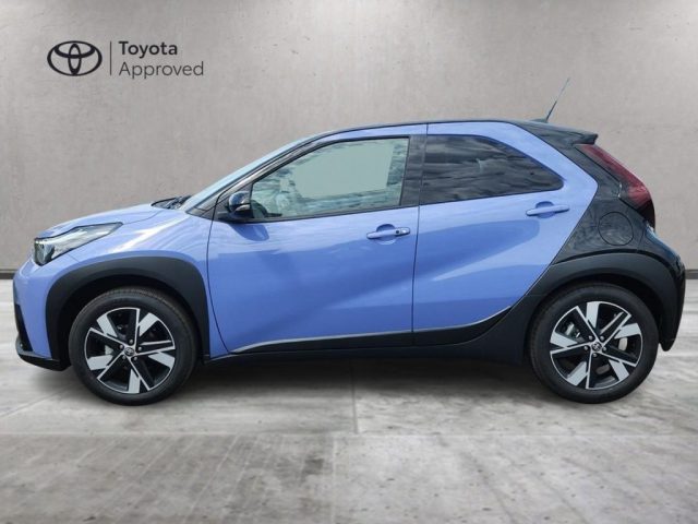Toyota Aygo X 1.5 Hybrid 115 CV 5 porte Icon - foto 3 di 4