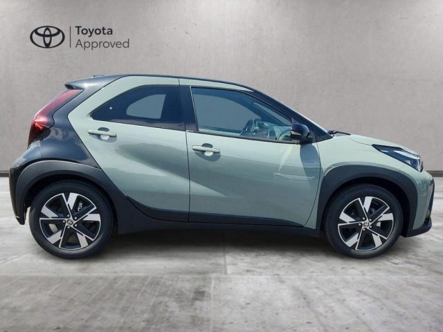 Toyota Aygo X 1.5 Hybrid 115 CV 5 porte Icon - foto 4 di 4