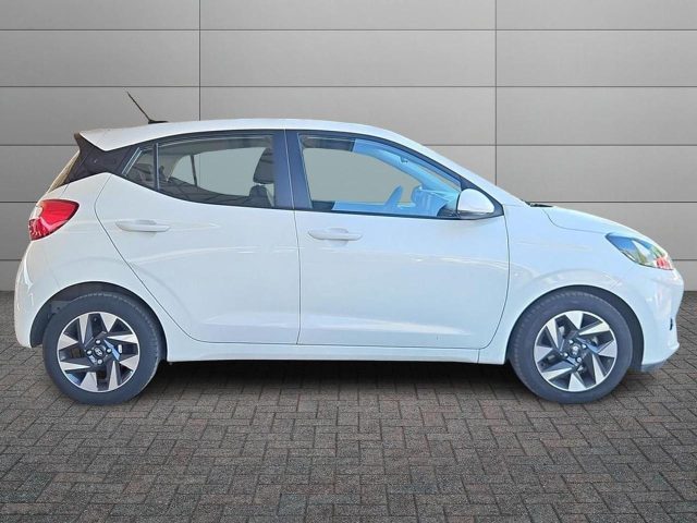 Hyundai i10 1.0 MPI Connectline - foto 3 di 4