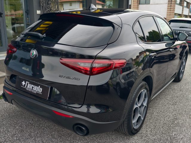 Alfa Romeo Stelvio 2.2 Turbodiesel 190 CV AT8 Q4 Sprint - foto 3 di 4