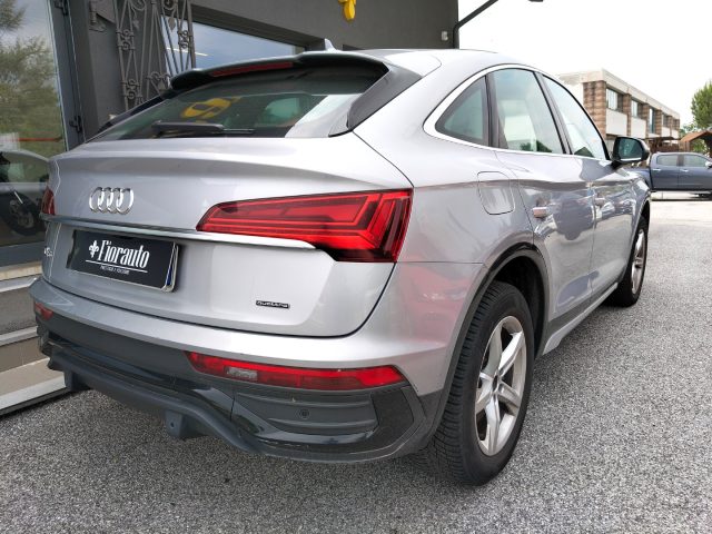 Audi Q5 Sportback 40 TDI 204 CV quattro S tronic - foto 4 di 4