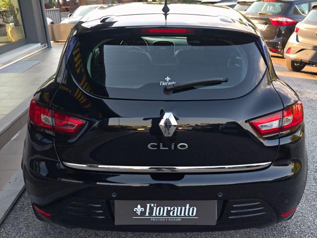 Renault Clio 1.2 75 CV 5 porte Duel - foto 4 di 15