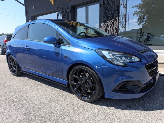 Opel Corsa 1.6 Turbo Coupé OPC + pack opc performance - foto 2 di 16