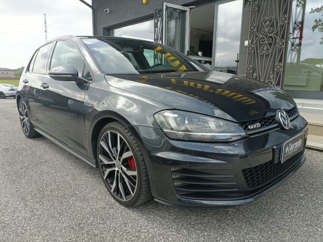 Volkswagen Golf GTD 2.0 TDI 5p GTD Technology - foto 2 di 4