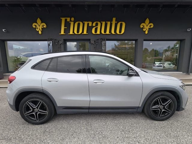 Mercedes-Benz GLA 200 d Automatic Executive - foto 3 di 4