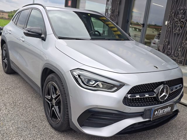 Mercedes-Benz GLA 200 d Automatic PREMIUM - foto 2 di 4