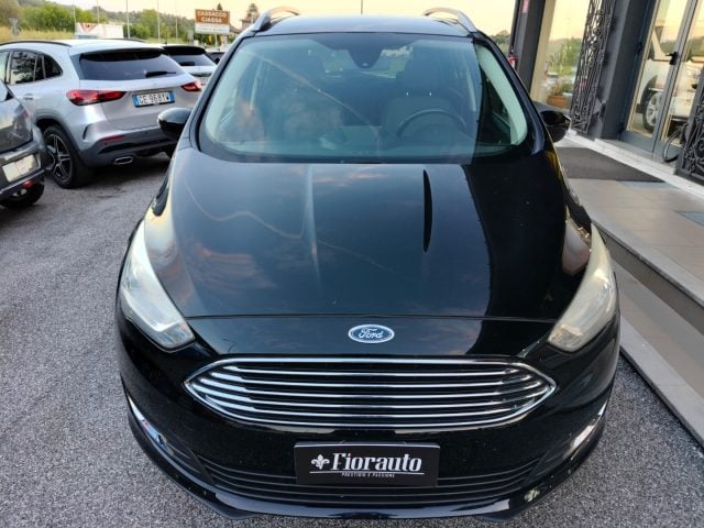 Ford C-Max 7 POSTI 1.5 TDCi 120CV Titanium, del 2016, 155.000 km, in vendita a Tarcento (UD)