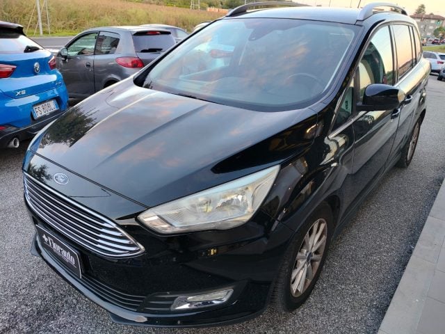Ford C-Max 7 POSTI 1.5 TDCi 120CV Titanium - foto 2 di 4