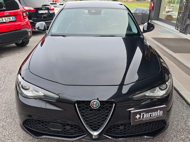 Alfa Romeo Giulia Veloce 210 CV AT8 AWD Q4, del 2017, 214.000 km, in vendita a Tarcento (UD)