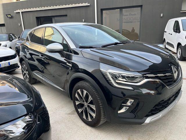 Renault Captur TCe 90 CV Techno - foto 2 di 4