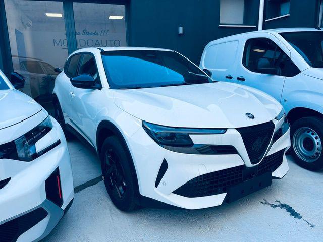 Alfa Romeo Junior 1.2 ibrida Sprint 145cv edct6, in vendita a Marsala (TP)