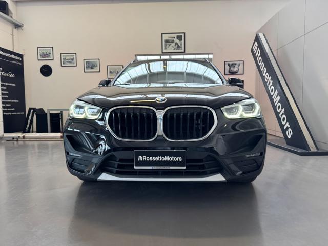 BMW X1 xDrive25e Adv. Plug-In 4x4 - foto 2 di 4