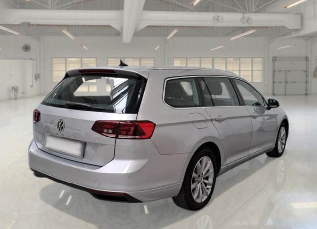 Volkswagen Passat Variant 2.0 TDI SCR EVO DSG Business - foto 4 di 4
