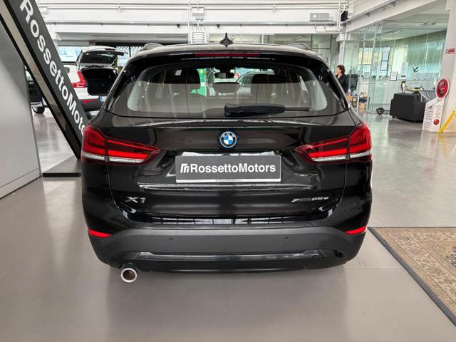 BMW X1 xDrive25e Adv. Plug-In 4x4 - foto 4 di 4