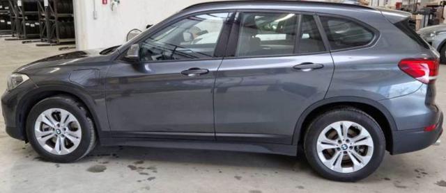 BMW X1 xDrive25e Business Advantage - foto 3 di 4