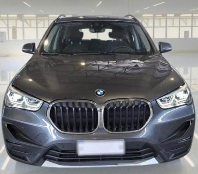 BMW X1 xDrive25e Business Advantage - foto 2 di 4