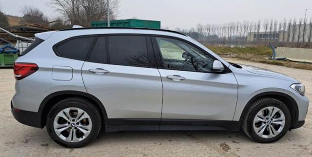 BMW X1 xDrive25e Business Advantage - foto 2 di 4