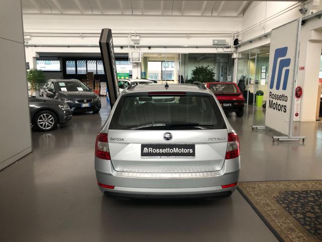 Skoda Octavia 1.6TDI DSG 116CV SW EXECUTIVE - foto 4 di 4