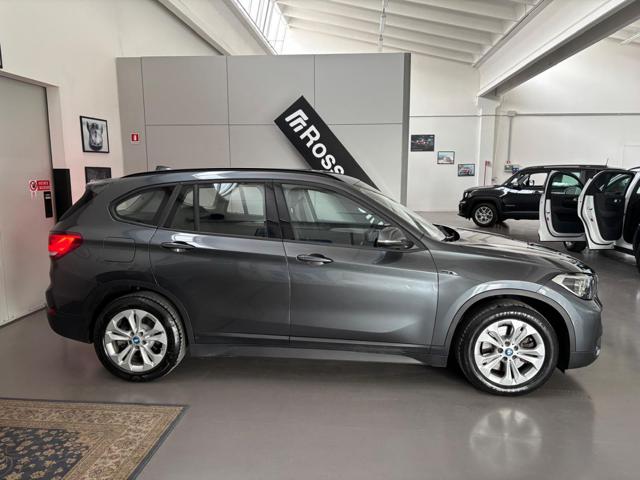 BMW X1 xDrive25e Adv. Plug-In 4x4 - foto 3 di 4