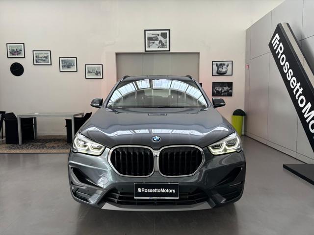 BMW X1 xDrive25e Adv. Plug-In 4x4 - foto 2 di 4