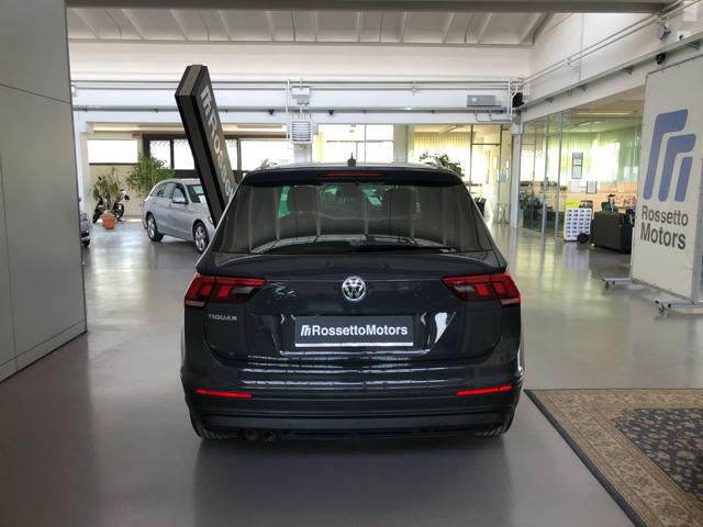 Volkswagen Tiguan 2.0 TDI 150 CV SCR DSG Elegance - foto 4 di 4