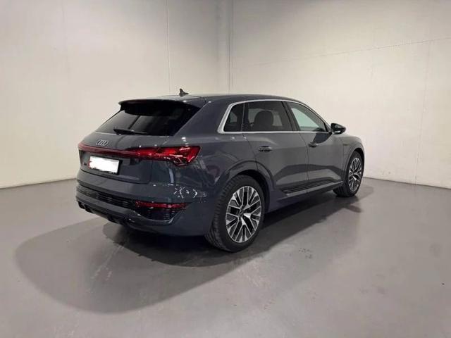 Audi Q8 e-tron 55 quattro S line edition - foto 2 di 4
