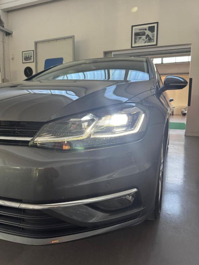 Volkswagen Golf 2.0 TDI DSG 5p. Business BlueMotion Technology - foto 4 di 4