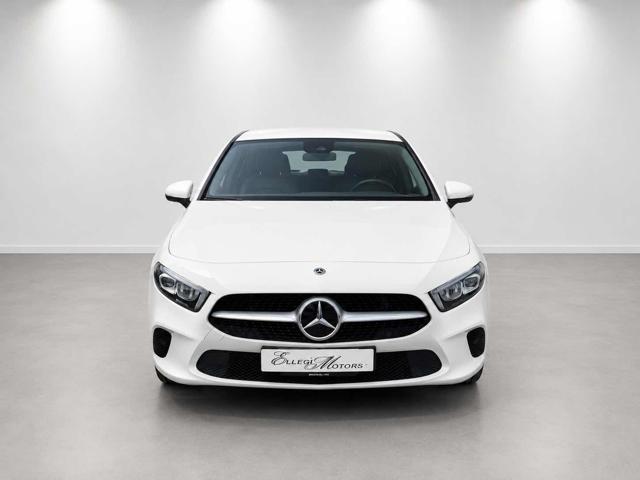 Mercedes-Benz A 180 d Automatic Business Extra - foto 2 di 4