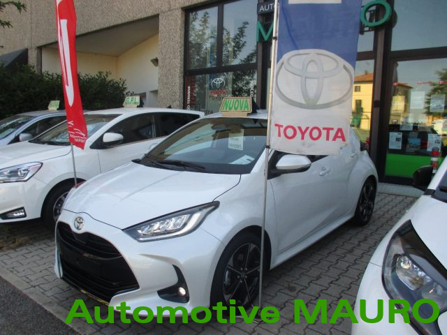 Toyota Yaris 1.5 130 Hybrid 5 porte Lounge - NEOPATENTATI nuovo a SAN GIORGIO DI PIANO