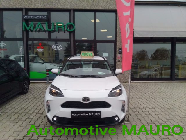 Toyota Yaris Cross 1.5h fwd 130cv e-cvt - NEOPATENTATI - foto 2 di 4