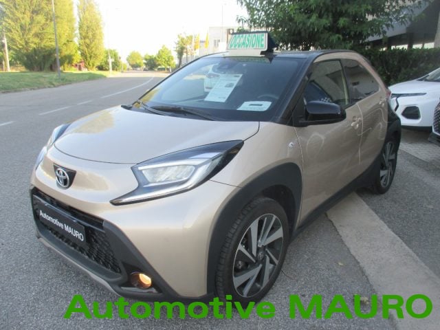 Toyota Aygo X 1.0 VVT-i 72 CV 5 porte Lounge S-CVT - foto 3 di 4
