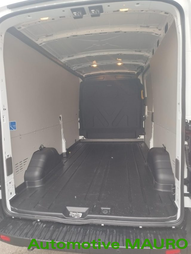 Ford Transit 350 2.0TDCi EcoBlue 130CV Furgone Trend - foto 4 di 4