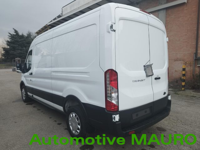 Ford Transit 350 2.0TDCi EcoBlue 130CV Furgone Trend - foto 2 di 4