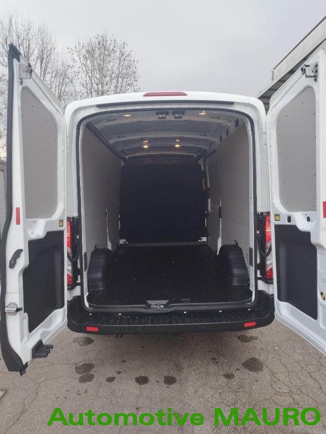 Ford Transit 350 2.0TDCi EcoBlue 130CV Furgone Trend - foto 3 di 4