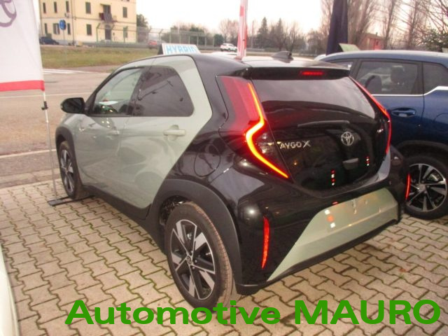 Toyota Aygo X 1.5 Hybrid 115 CV 5 porte Icon - NEOPATENTATI - foto 2 di 4