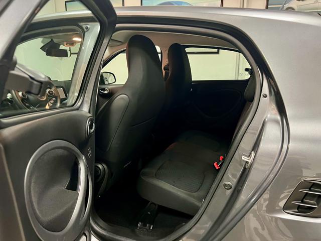 smart forFour EQ Passion usato a MILANO